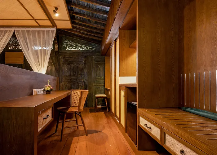 By Sanga Sanga Hospitality 住宿加早餐酒店 3*